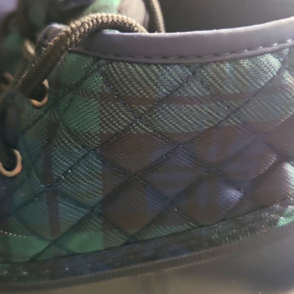 St John's Bay boots  Denton...  Duck Boots - Picture 2 of 5